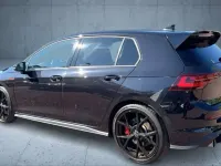 Begagnad VW Golf VIII GTI 245 HK (180 kW) 2022 Svart Sedan