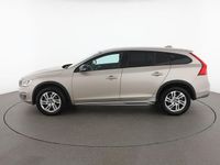 Usata Volvo V60 CC Momentum 150 CV (110 kW) 2017 Beige Station wagon