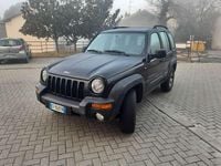 Używany Jeep Cherokee Sport 150 KM (110 kW) 2003 Czarny SUV