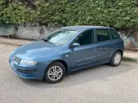 Usata Fiat Stilo 103 CV (75 kW) 2002 Bluazzurro Berlina