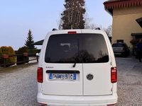 Usata VW Caddy 102 CV (75 kW) 2018 Bianco Monovolume