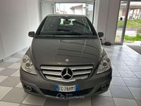 Usata Mercedes B160 95 CV (69 kW) 2011 Grigio Monovolume