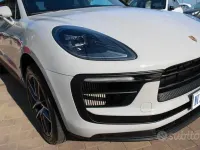 Usata Porsche Macan 381 CV (280 kW) 2022 Grigio gesso SUV
