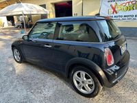 Usata Mini Cooper 116 CV (85 kW) 2005 Verde Utilitaria