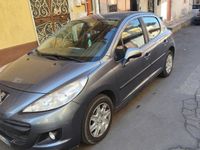 Usata Peugeot 207 70 CV (51 kW) 2010 Grigio Utilitaria