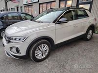 Käytetty VW T-Roc Style 110 HP (80 kW) 2024 Peessi Katumaasturi
