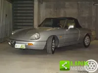 Usata Alfa Romeo Spider 122 CV (89 kW) 1992 Argento Cabrio