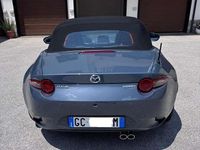 Usata Mazda MX5 132 CV (97 kW) 2021 Grigio Cabrio