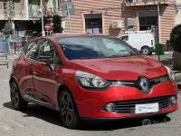 Usata Renault Clio IV 75 CV (55 kW) 2015 Rosso Utilitaria