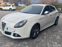Usata Alfa Romeo Giulietta Distinctive 150 CV (110 kW) 2014 Bianco Utilitaria