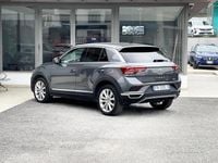 Usata VW T-Roc 150 CV (110 kW) 2018 Grigio SUV