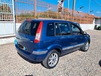 Usata Ford Fusion Titanium 90 CV (66 kW) 2007 Blu Utilitaria