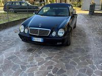 Usata Mercedes CLK320 218 CV (160 kW) 2000 Blu Cabrio