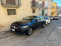 Usata Mercedes C200 136 CV (100 kW) 2016 Blu Station wagon