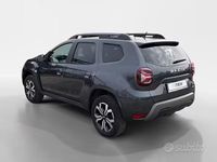Usata Dacia Duster Journey 116 CV (85 kW) 2023 Grigio SUV