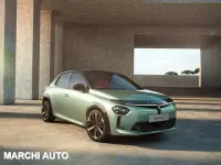Usata Lancia Ypsilon 114 kW (156 CV) 2024 Oro Utilitaria