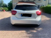 Usata Mercedes A180 109 CV (80 kW) 2016 Bianco Berlina