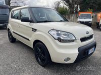 Usata Kia Soul 127 CV (93 kW) 2011 Beige SUV