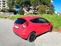 Usata Ford Fiesta Titanium 82 CV (60 kW) 2009 Rosso Utilitaria