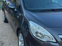 Occasion Opel Meriva Cosmo 95 ch (69 kW) 2012 Gris Monospace