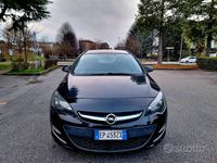 Usata Opel Astra 131 CV (96 kW) 2013 Nero Station wagon