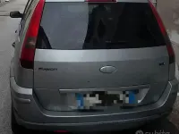 Usata Ford Fusion 90 CV (66 kW) 2005 Utilitaria
