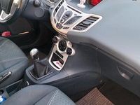 Usata Ford Fiesta Titanium 96 CV (70 kW) 2010 Nero Utilitaria