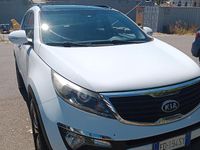 Usata Kia Carens 2011 Bianco Monovolume