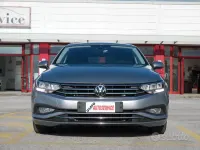 Usata VW Passat Executive 150 CV (110 kW) 2021 Grigio Station wagon
