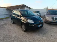 Usata Fiat Panda Lounge 69 CV (50 kW) 2017 Nero Utilitaria