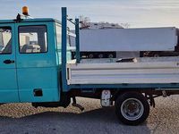 Usata Iveco Daily 103 CV (75 kW) 1999 Blu/azzurro Furgone