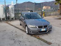 Usata BMW 318 143 CV (105 kW) 2011 Grigio Station wagon