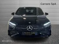 Usata Mercedes A180 AMG Line Premium 116 CV (85 kW) 2023 Nero metallizzato Berlina