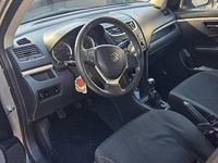 Begagnad Suzuki Swift 75 HK (55 kW) 2011 Grå Halvkombi