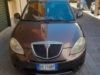 Usata Lancia Ypsilon 77 CV (56 kW) 2010 Marrone Utilitaria