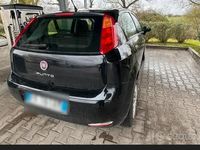 Usata Fiat Punto 77 CV (56 kW) 2018 Nero Utilitaria