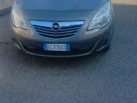 Usata Opel Meriva 95 CV (69 kW) 2011 Grigio Monovolume