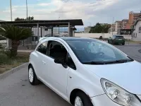 Usata Opel Corsa 75 CV (55 kW) 2009 Bianco Utilitaria
