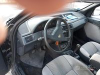 Usata Alfa Romeo 155 126 CV (92 kW) 1994 Blu Berlina