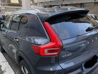 Usata Volvo XC40 Momentum 163 CV (119 kW) 2020 Blu/azzurro SUV