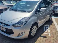Usata Hyundai ix20 Comfort 116 CV (85 kW) 2012 Grigio Utilitaria