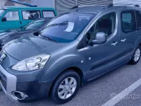 Usata Peugeot Partner Tepee Premium 110 CV (80 kW) 2009 Blu Monovolume
