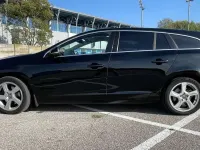Usata Volvo V60 Momentum 163 CV (119 kW) 2011 Nero Station wagon