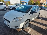 Usata Fiat Grande Punto 75 CV (55 kW) 2010 Bianco Utilitaria
