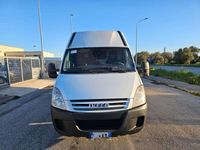 Usata Iveco Daily 116 CV (85 kW) 2007 Bianco Furgone