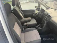 Usata Opel Zafira Eco 97 CV (71 kW) 2005 Grigio Monovolume