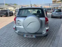 Usata Toyota RAV4 Sol 136 CV (100 kW) 2007 Argento SUV