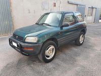 Usata Toyota RAV4 129 CV (94 kW) 1996 Verde Station wagon