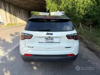 Usata Jeep Compass Night Eagle 140 CV (102 kW) 2018 Bianco SUV