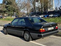 Usata Mercedes 250 90 CV (66 kW) 1990
